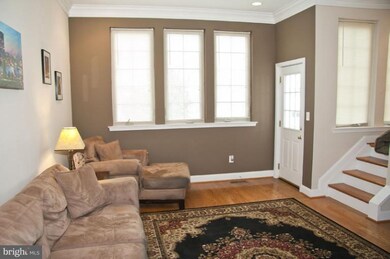 1016 S Conkling St unit B, Baltimore, MD 21224 - photo 7