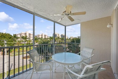 24_801CollierBlvdN404_85001_Patio_HiRes