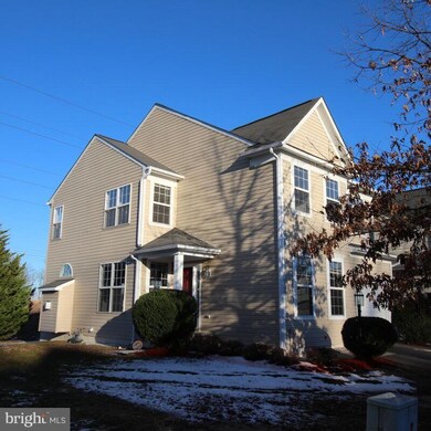 16568 Telescope Ln, Dumfries, VA 22026 - photo 2