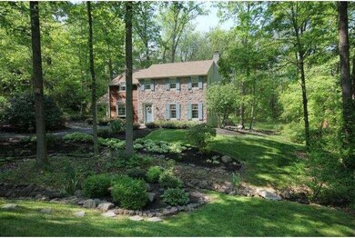 1458 Cornerstone Dr, Pottstown, PA 19465 - photo 2