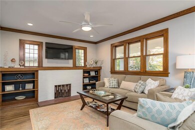 1528 32nd St, Des Moines, IA 50311 - photo 4