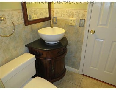 Main Level Bathroom.