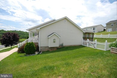 807 Island Farm Rd, Strasburg, VA 22657 - photo 5
