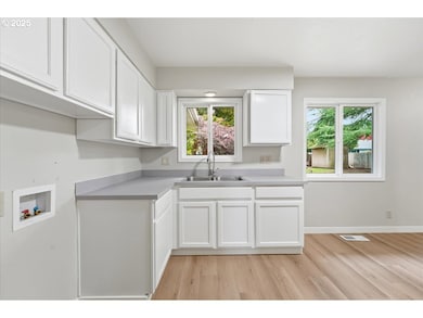 741 SE 36th Ave, Hillsboro, OR 97123 - photo 7