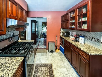 148 Sycamore Rd, Jersey City, NJ 07305 - photo 5