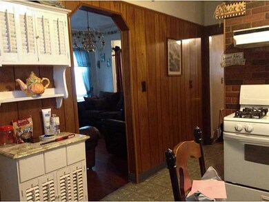 126 Clarence St, Providence, RI 02909 - photo 6