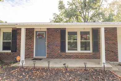 622 Meadowbrook Cir, Moberly, MO 65270 - photo 5