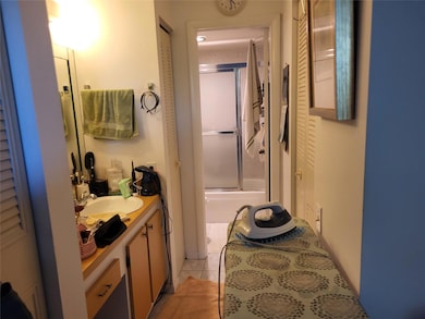 9070 Lime Bay Blvd unit 309, Tamarac, FL 33321 - photo 7