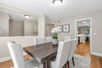 17 Ivy Gates NE, Atlanta, GA 30342 - photo 5