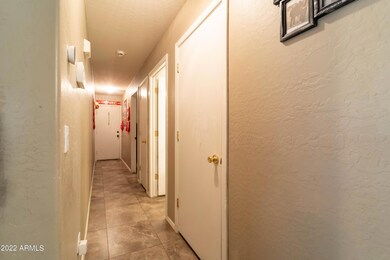 11806 W Laurel Ln-21