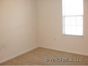 634 Appeldoorn Cir unit 634, Asheville, NC 28803 - photo 5