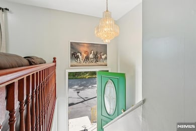 145 Catherine Ave, Mahwah, NJ 07430 - photo 3