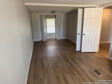 340 Mourning Dove, Floresville, TX 78114 - photo 5