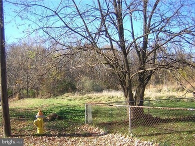 406 Matthes Ave, Wilmington, DE 19804 - photo 2