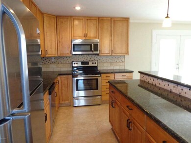 KITCHEN (2)