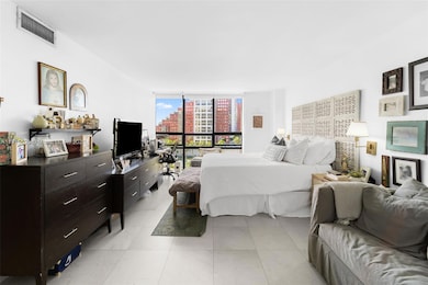 Costa Bella Condominiums unit 812, Miami, FL 33131 - photo 6