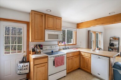 1628 Grimes Rd, Lyndon, VT 05851 - photo 3