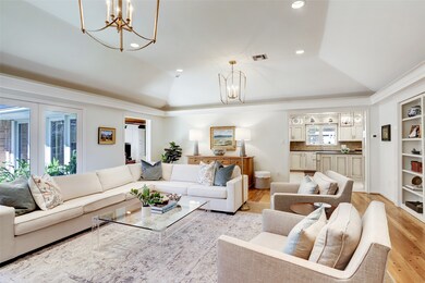 305 Gentilly Place, Houston, TX 77024 - photo 3