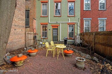 198 Lancaster St, Albany, NY 12210 - photo 4
