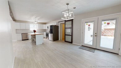 409 S Strong Blvd, McAlester, OK 74501 - photo 6