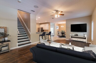 7_Living room.scene