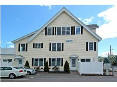 43 Cornwall St unit A, Portsmouth, NH 03801 - photo 2