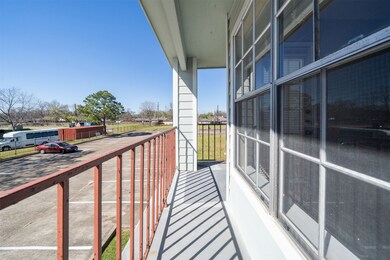 10630 Westbrae Pkwy unit 603, Houston, TX 77031 - photo 7