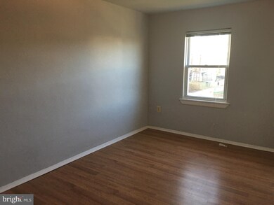 2067 Kelmore Rd, Dundalk, MD 21222 - photo 7