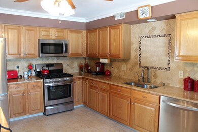 5207 Trotters Way unit 5207, Toms River, NJ 08755 - photo 2