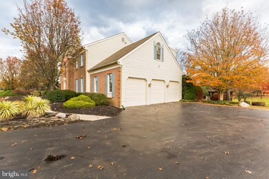702 Commonwealth Dr, Moorestown, NJ 08057 - photo 4