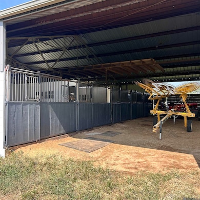 1435 Palmer Rd, Pineville, LA 71360 - photo 4