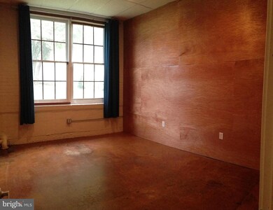 309 N Braddock St, Winchester, VA 22601 - photo 3