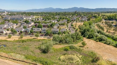 1116 Buck Point St, Central Point, OR 97502 - photo 4