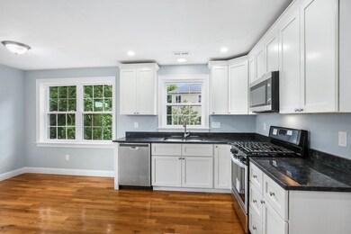 158 Beacon St unit B, Worcester, MA 01610 - photo 6