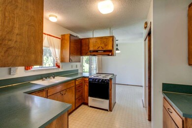 1605 N Astor Ct, East Wenatchee, WA 98802 - photo 5