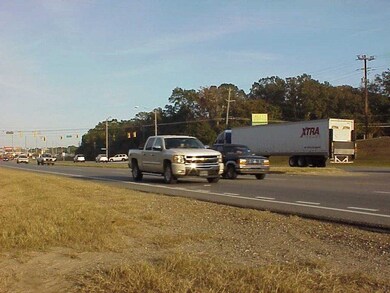 3736 Ross Clark Cir, Dothan, AL 36303 - photo 6