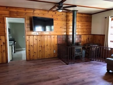 23077 Pine Ln, Crestline, CA 92325 - photo 4