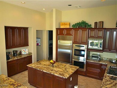 Kitchen 1