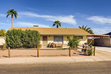1610 W Libby St Phoenix AZ-large-002-004