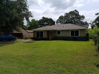 6223 Wayland St, Houston, TX 77021 - photo 2