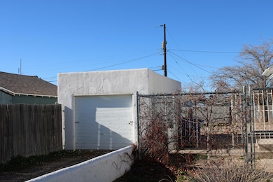201 52nd St SW, Albuquerque, NM 87105 - photo 3