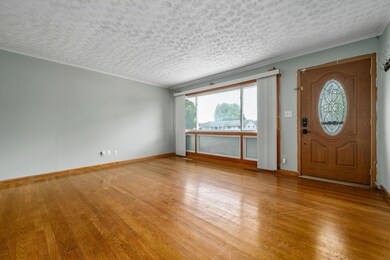 1025 Racine Ave, Columbus, OH 43204 - photo 4