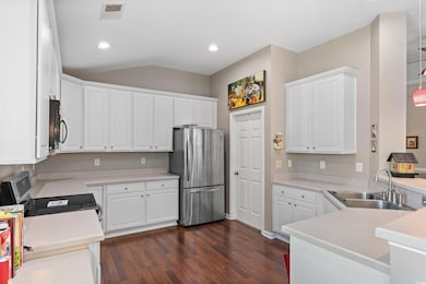 904 Metherton Ct, Myrtle Beach, SC 29579 - photo 4