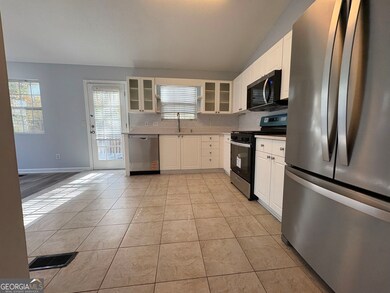 1718 Graywood Dr SE, Mableton, GA 30126 - photo 5