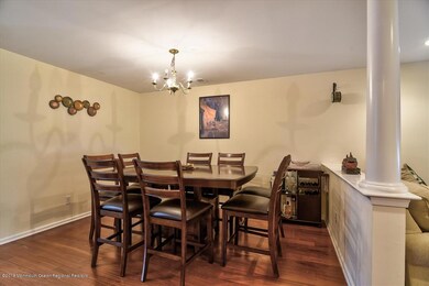 07-Dining Room