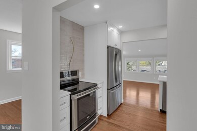 77 Davis Rd, Doylestown, PA 18901 - photo 7