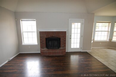 1383 E 138th Place, Glenpool, OK 74033 - photo 6