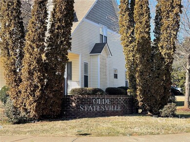 135 Coddington Ln unit 42, Statesville, NC 28625 - photo 2