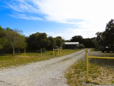 164 18th St E, Lakehills, TX 78063 - photo 3