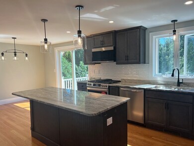 72 Marshall St, Billerica, MA 01821 - photo 3